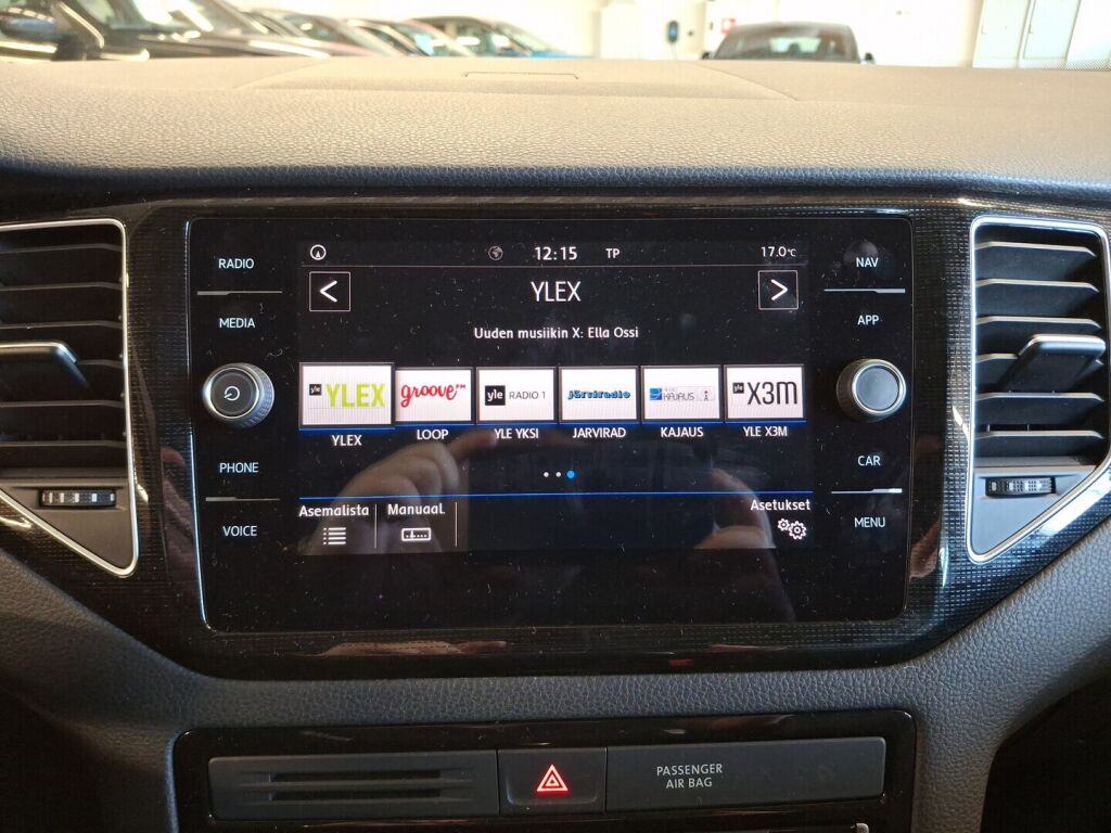 Volkswagen Golf Sportsvan 2018 Valkoinen