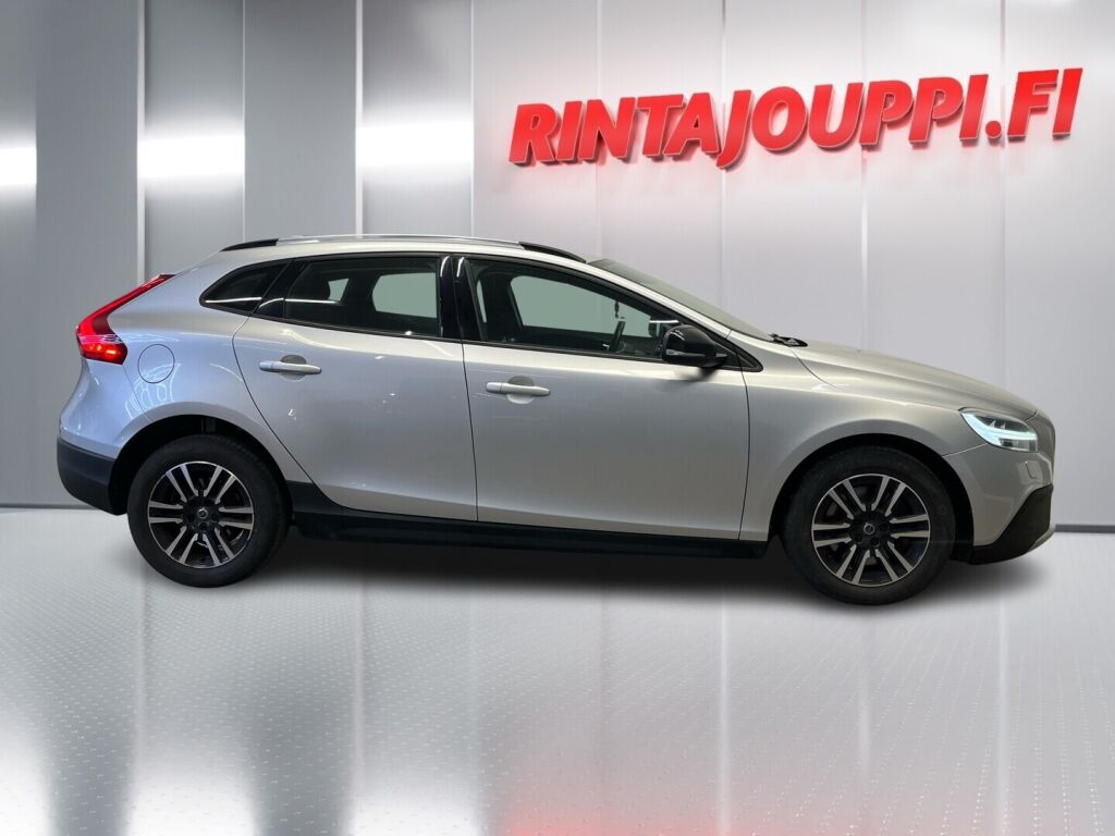 Volvo V40 Cross Country 2018 Met. Harmaa