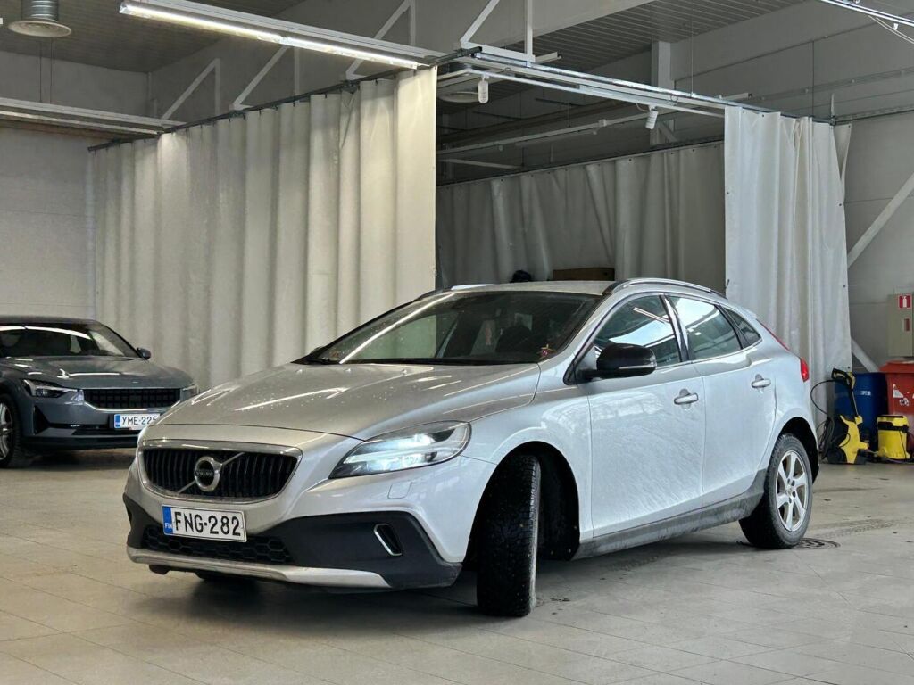 Volvo V40 Cross Country 2018 Met. Harmaa