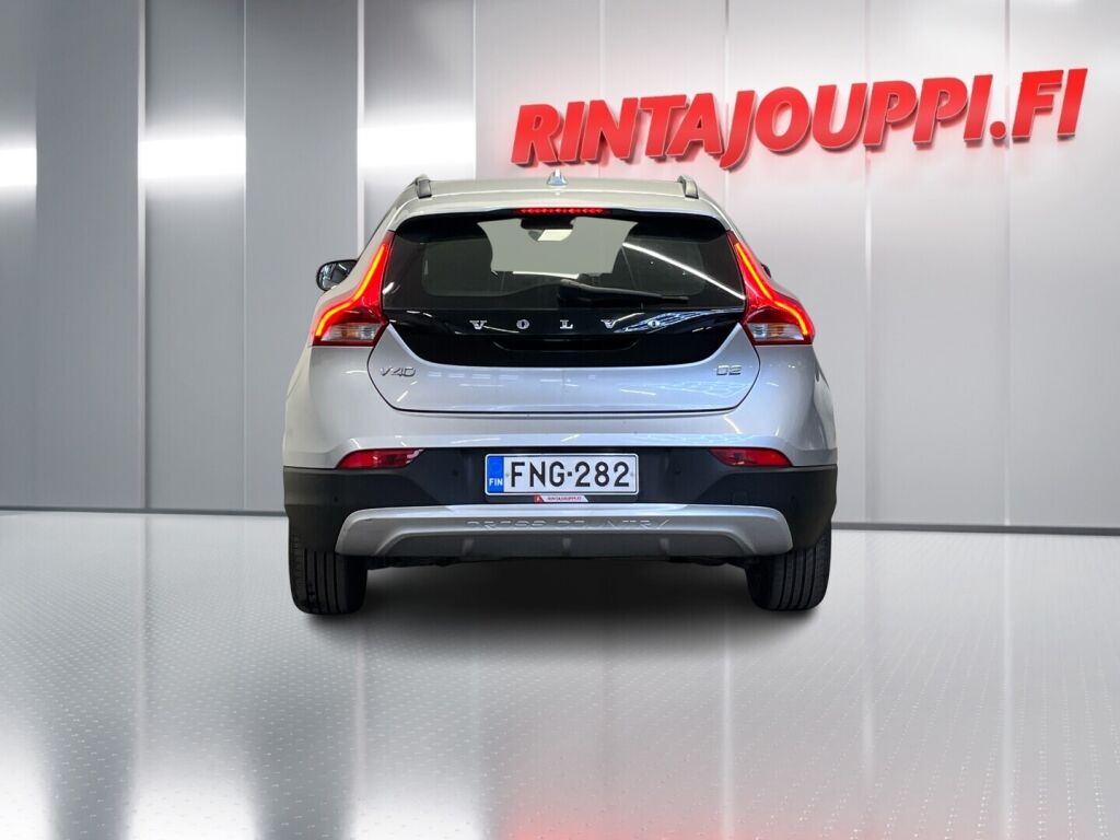 Volvo V40 Cross Country 2018 Met. Harmaa