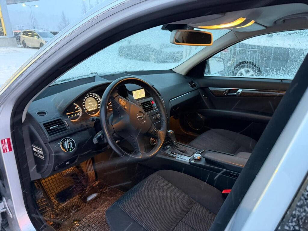 Mercedes-Benz C 2008 Hopea