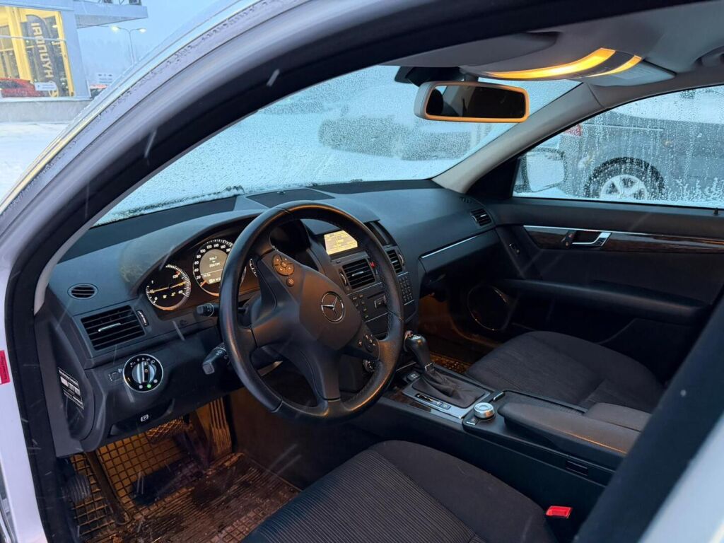 Mercedes-Benz C 2008 Hopea
