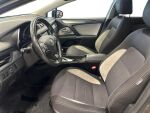 Toyota Avensis 2018 Harmaa