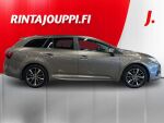 Toyota Avensis 2018 Harmaa