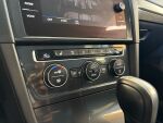 Volkswagen Golf 2018 Sininen