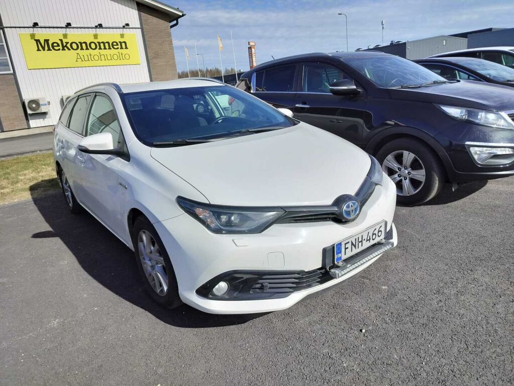 Toyota Auris 2018 Valkoinen