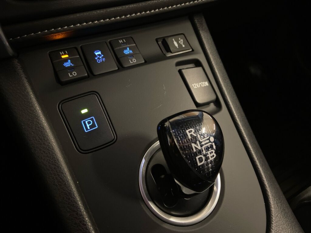 Toyota Auris 2018 Valkoinen