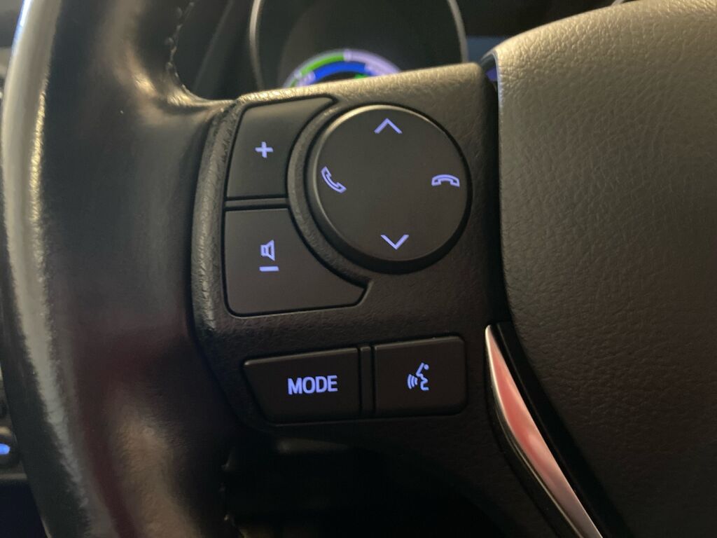 Toyota Auris 2018 Valkoinen