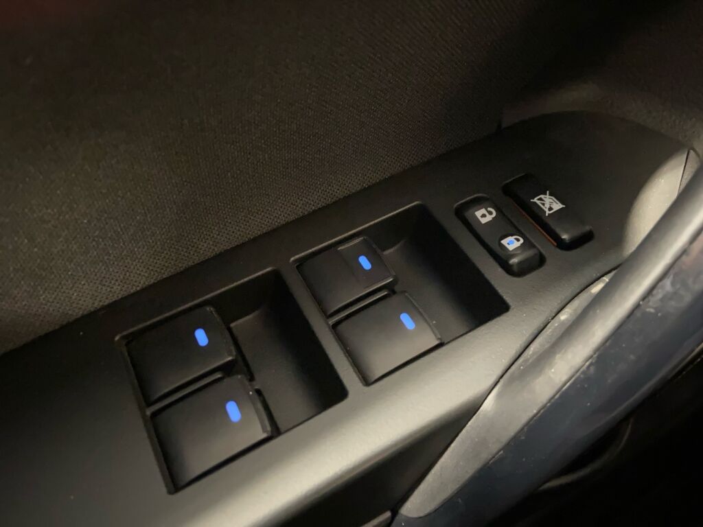 Toyota Auris 2018 Valkoinen