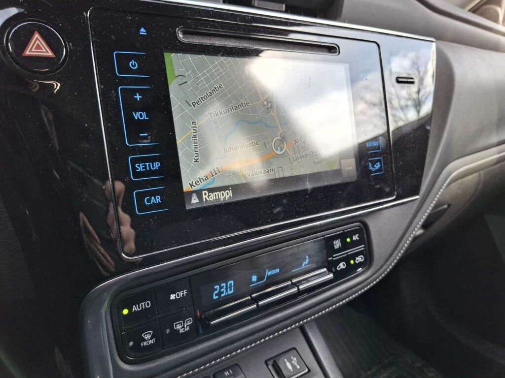 Toyota Auris 2018 Harmaa
