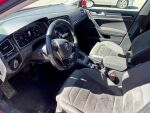 Volkswagen Golf 2018 Punainen