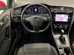 Volkswagen Golf 2018 Punainen