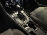Volkswagen Golf 2018 Punainen