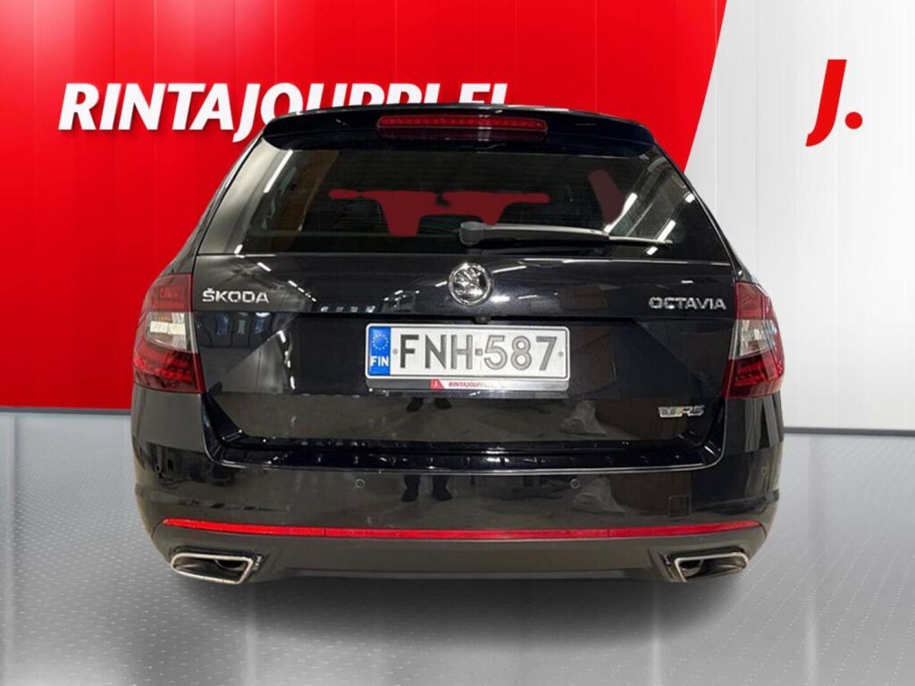 Skoda Octavia 2018 Musta