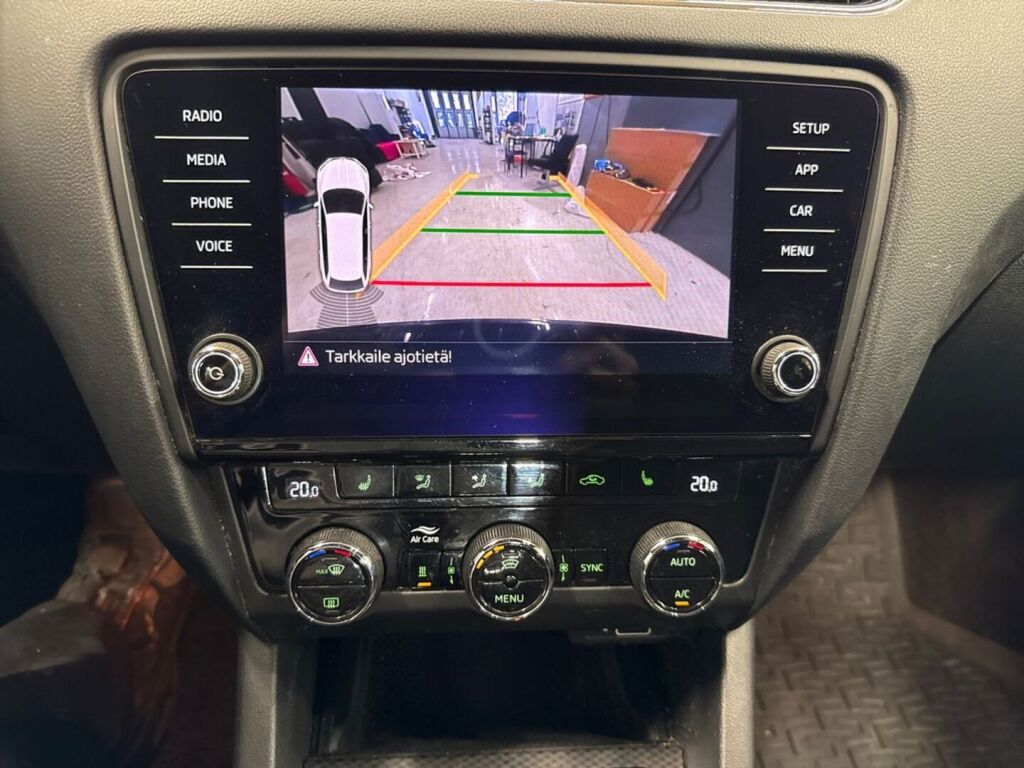 Skoda Octavia 2018 Musta