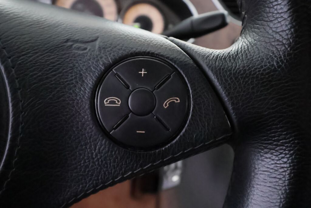 Mercedes-Benz CLS 2008 Valkoinen