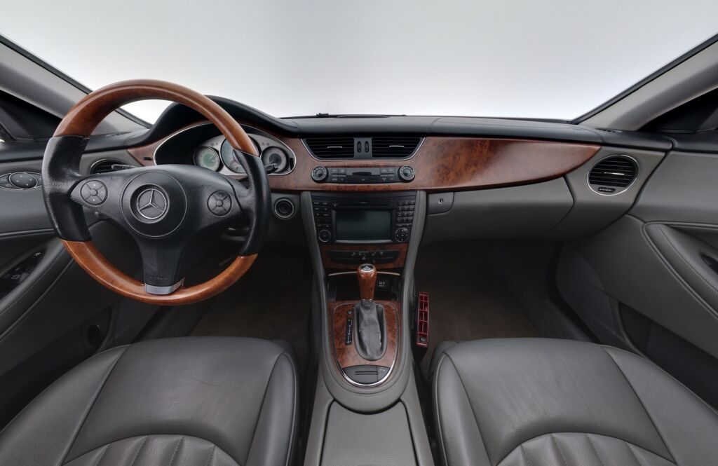 Mercedes-Benz CLS 2008 Valkoinen