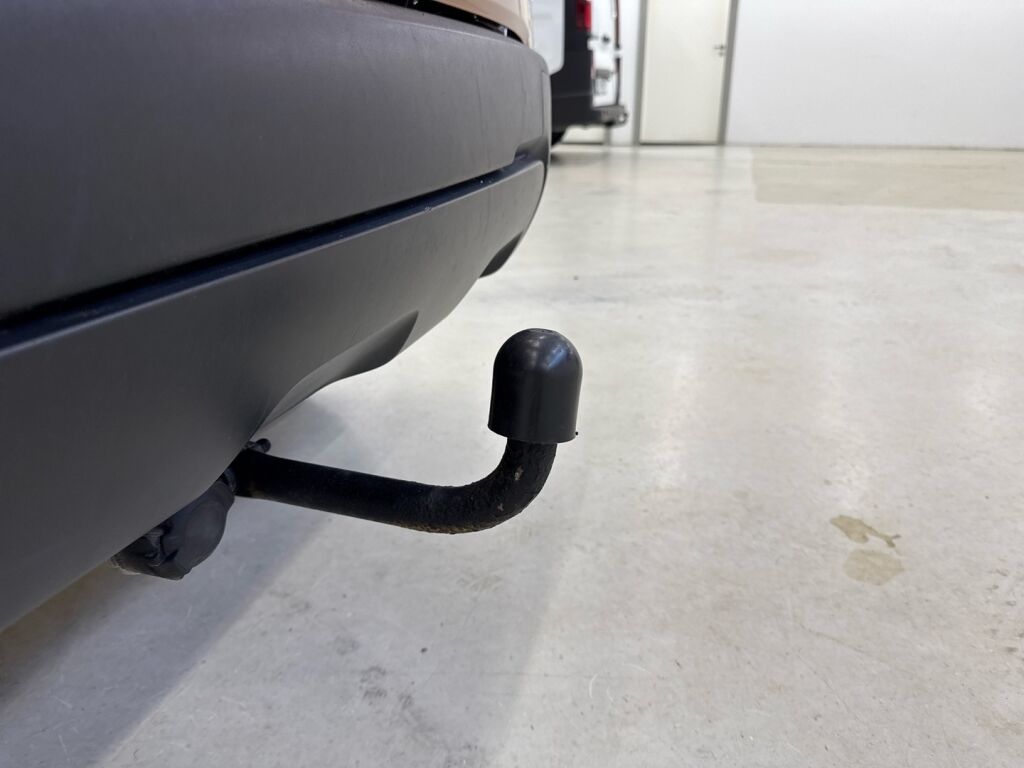 Dacia Duster 2018 Oranssi