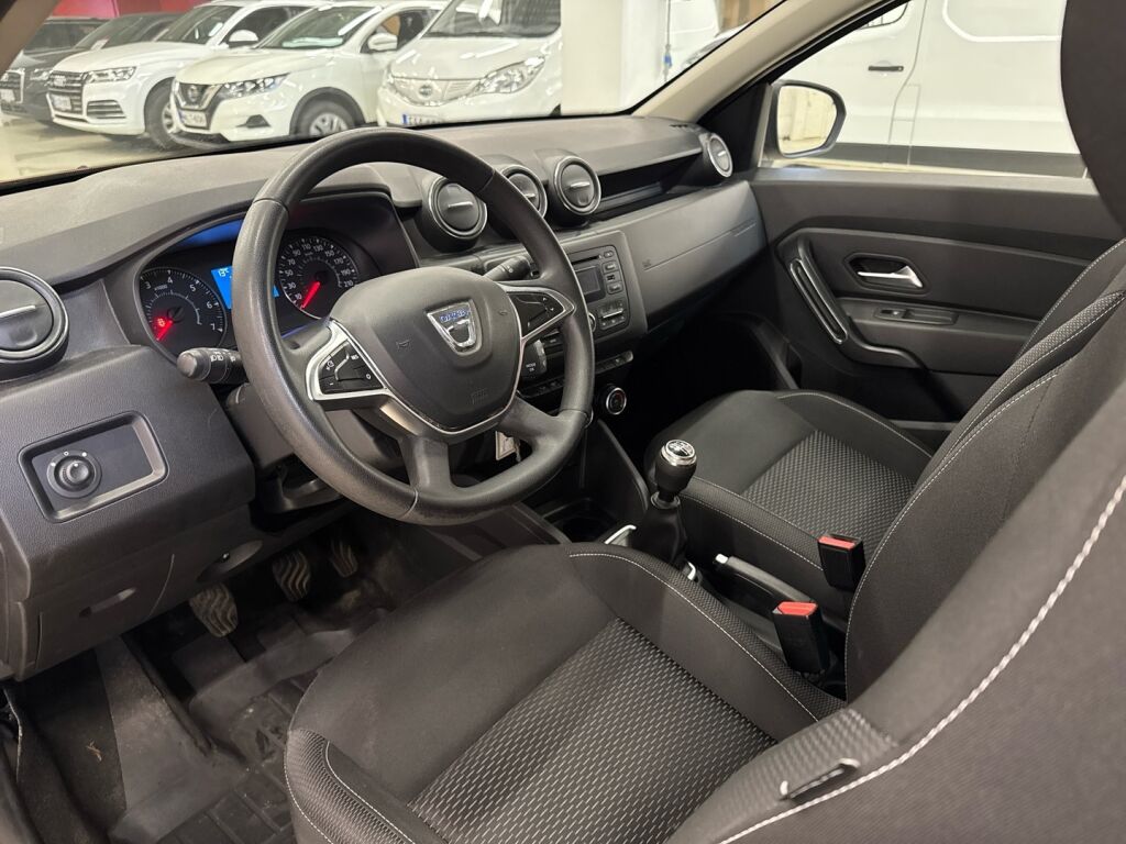 Dacia Duster 2018 Oranssi