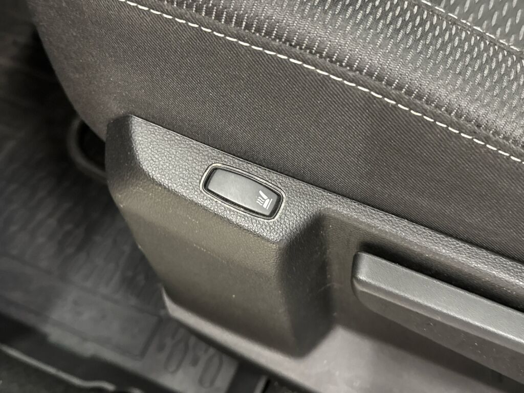 Dacia Duster 2018 Oranssi