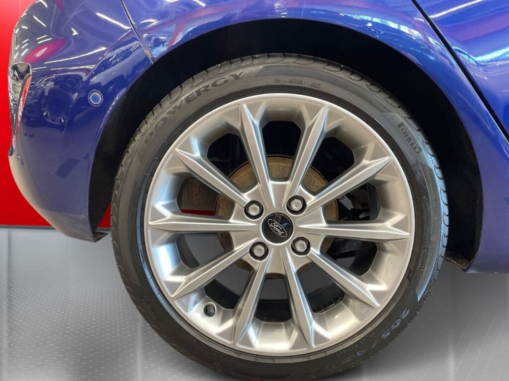 Ford Fiesta 2018 Sininen