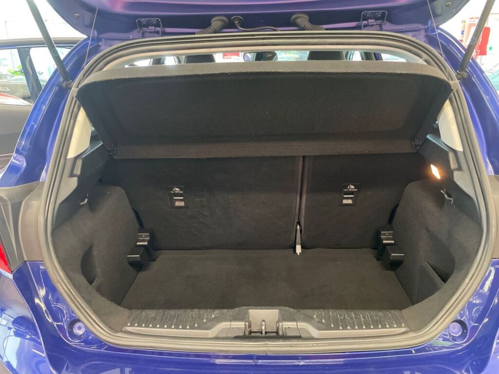 Ford Fiesta 2018 Sininen