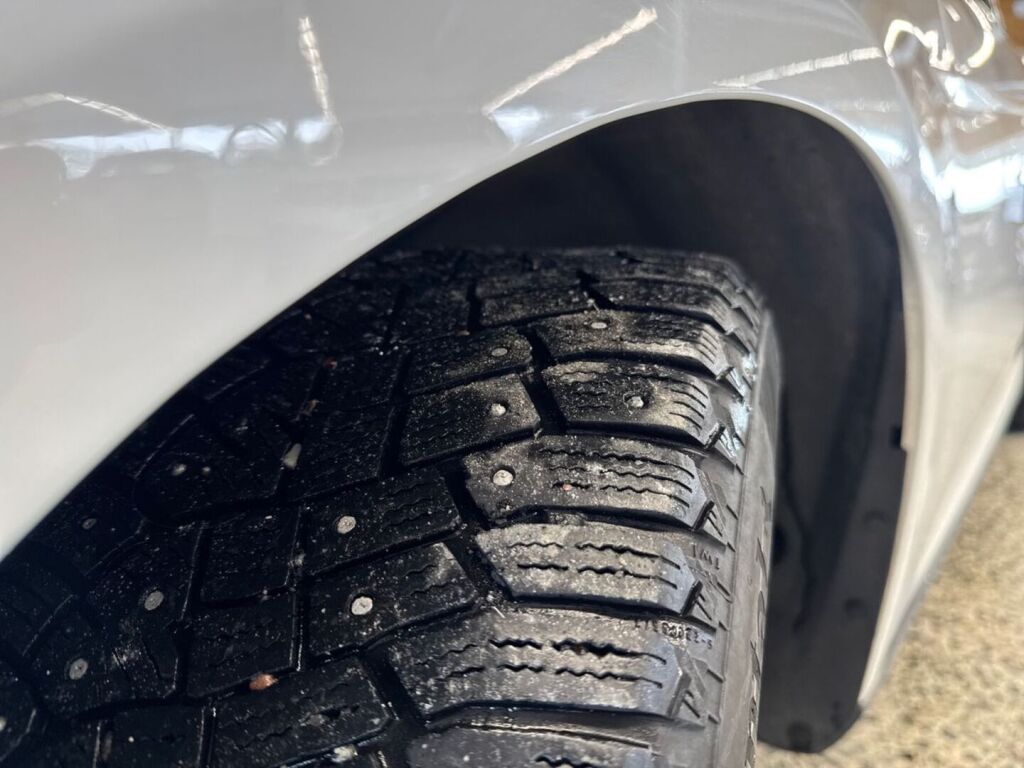 Ford Focus 2018 Valkoinen