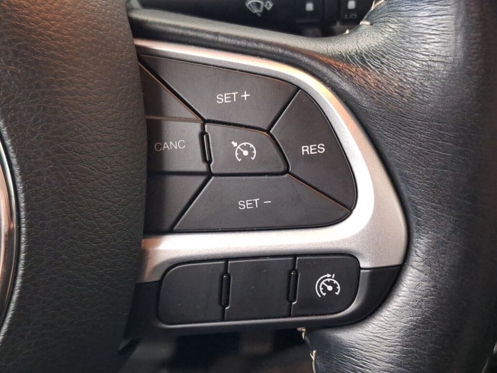 Jeep Renegade 2018 Musta