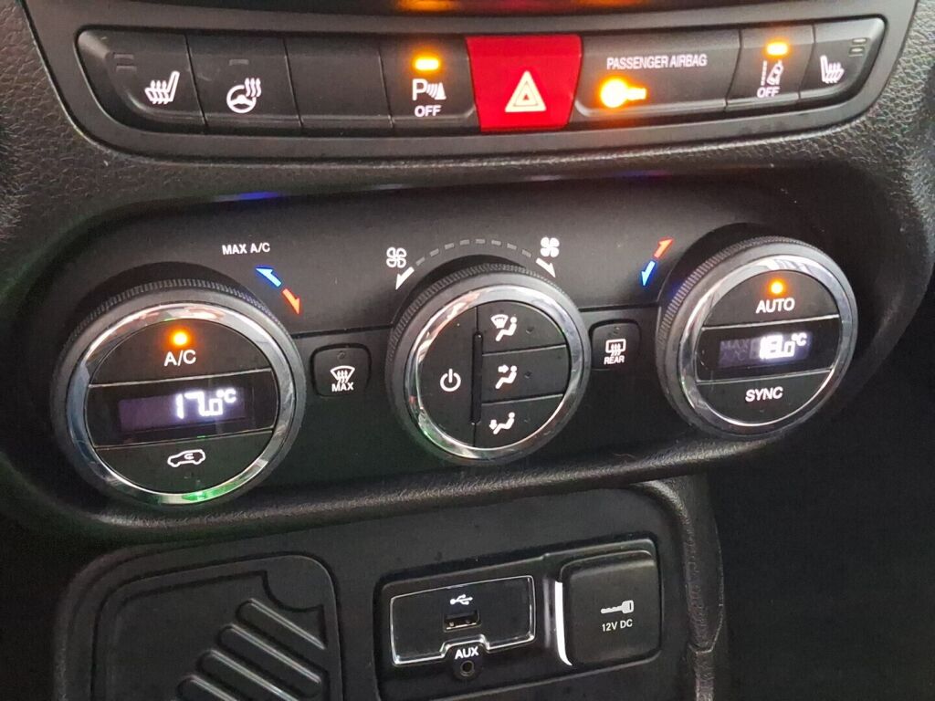 Jeep Renegade 2018 Musta