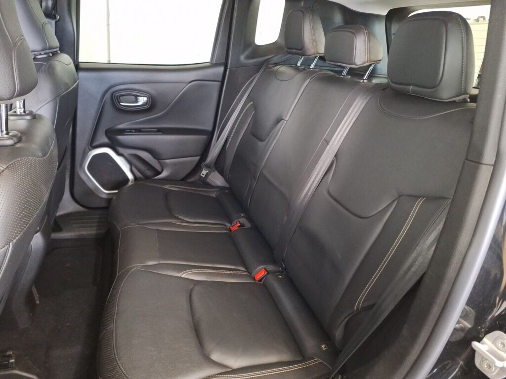 Jeep Renegade 2018 Musta