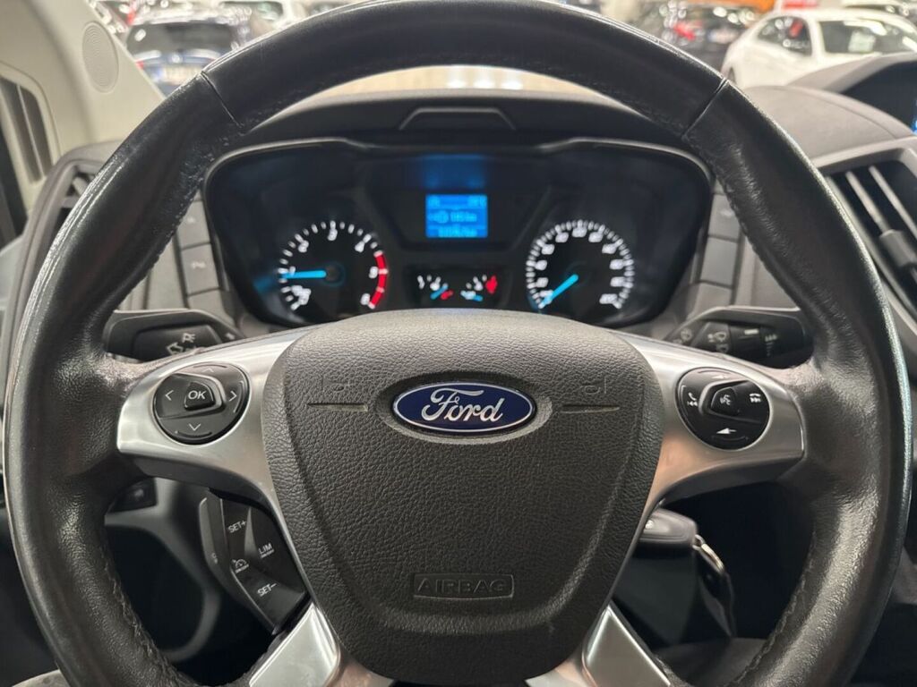 Ford Transit 2019 Harmaa