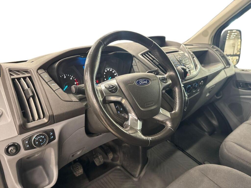 Ford Transit 2019 Harmaa