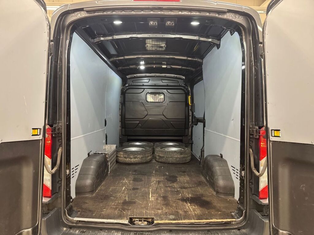 Ford Transit 2019 Harmaa