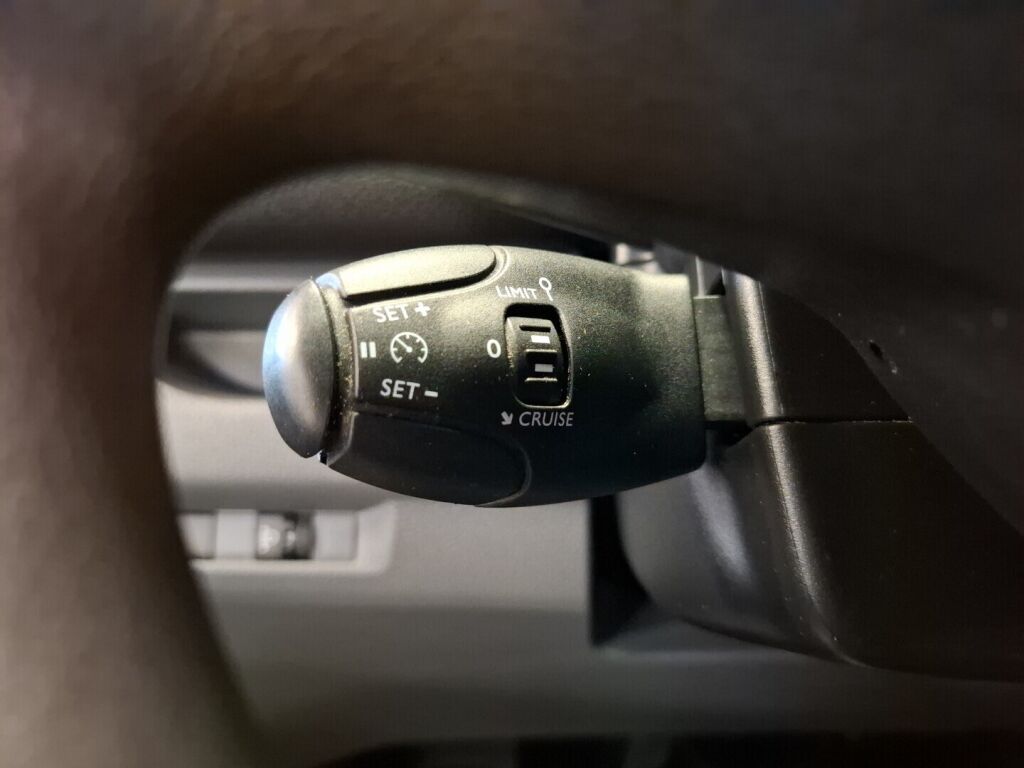 Peugeot Expert 2019 Ruskea (beige)