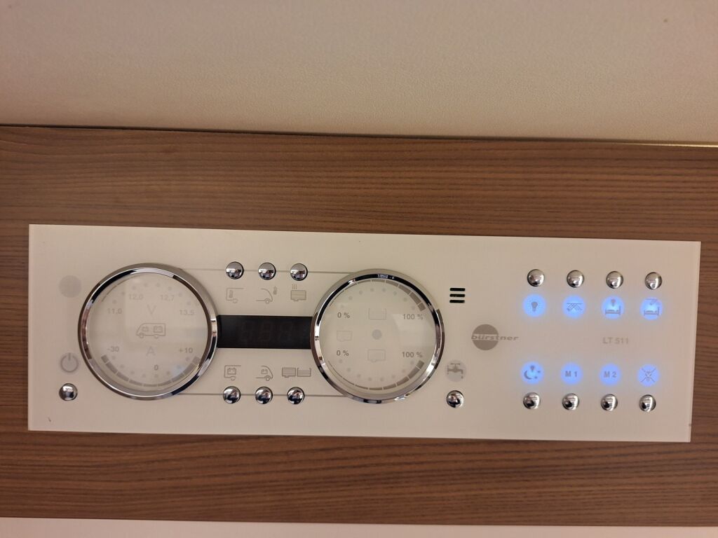 Bürstner Elegance I 920 2018 Valkoinen