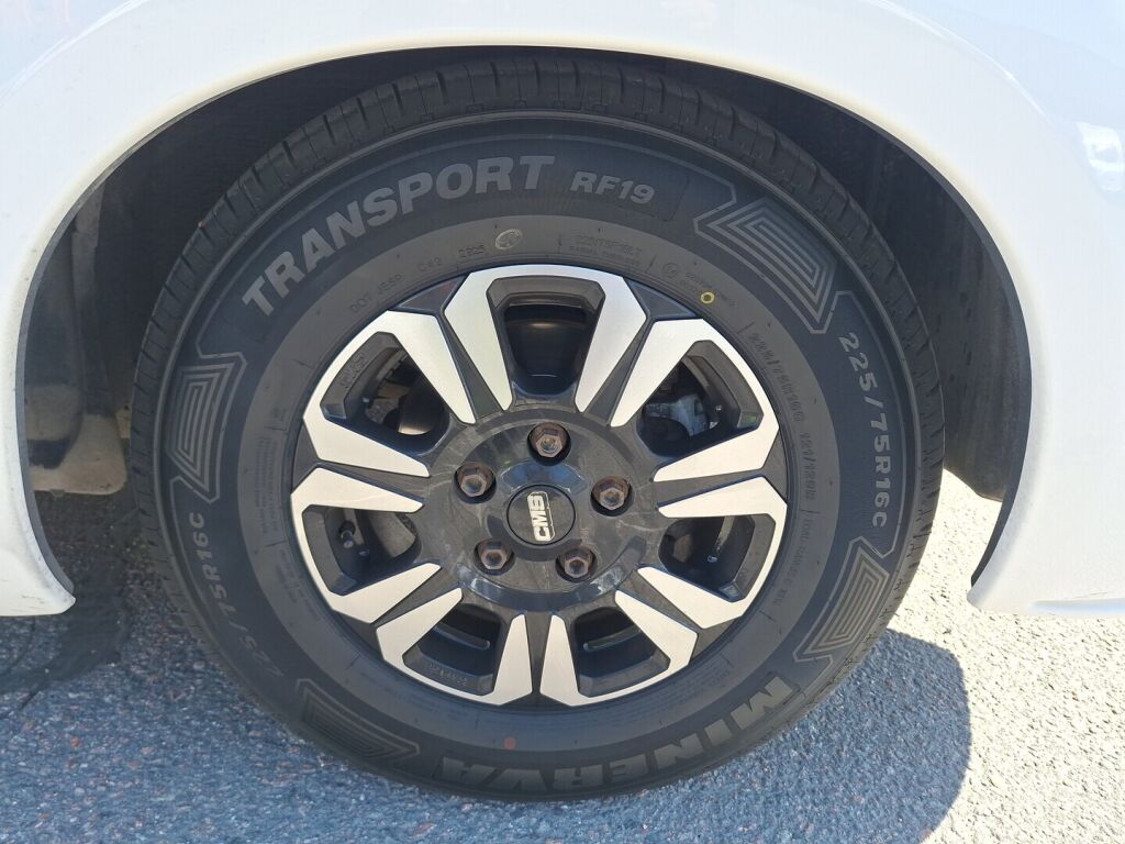 Bürstner Elegance I 920 2018 Valkoinen