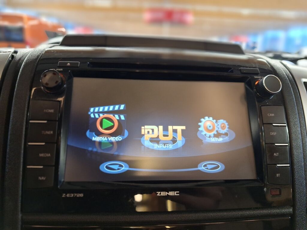 Bürstner Elegance I 920 2018 Valkoinen