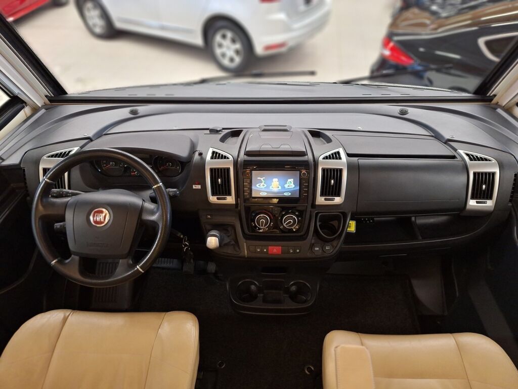 Bürstner Elegance I 920 2018 Valkoinen