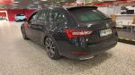 Skoda Superb 2019 Musta