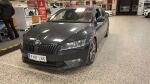 Skoda Superb 2019 Musta