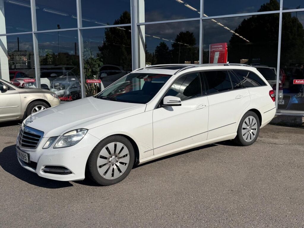 Mercedes-Benz E 2012 Valkoinen