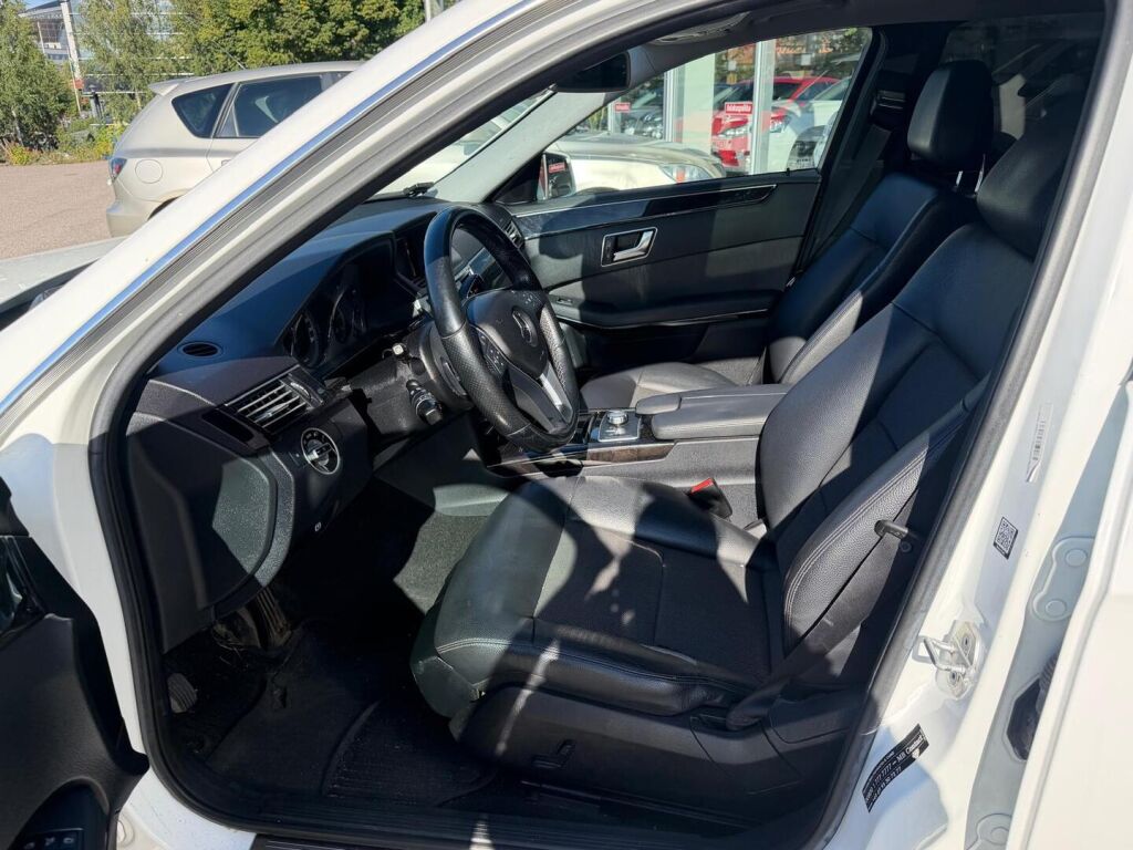 Mercedes-Benz E 2012 Valkoinen