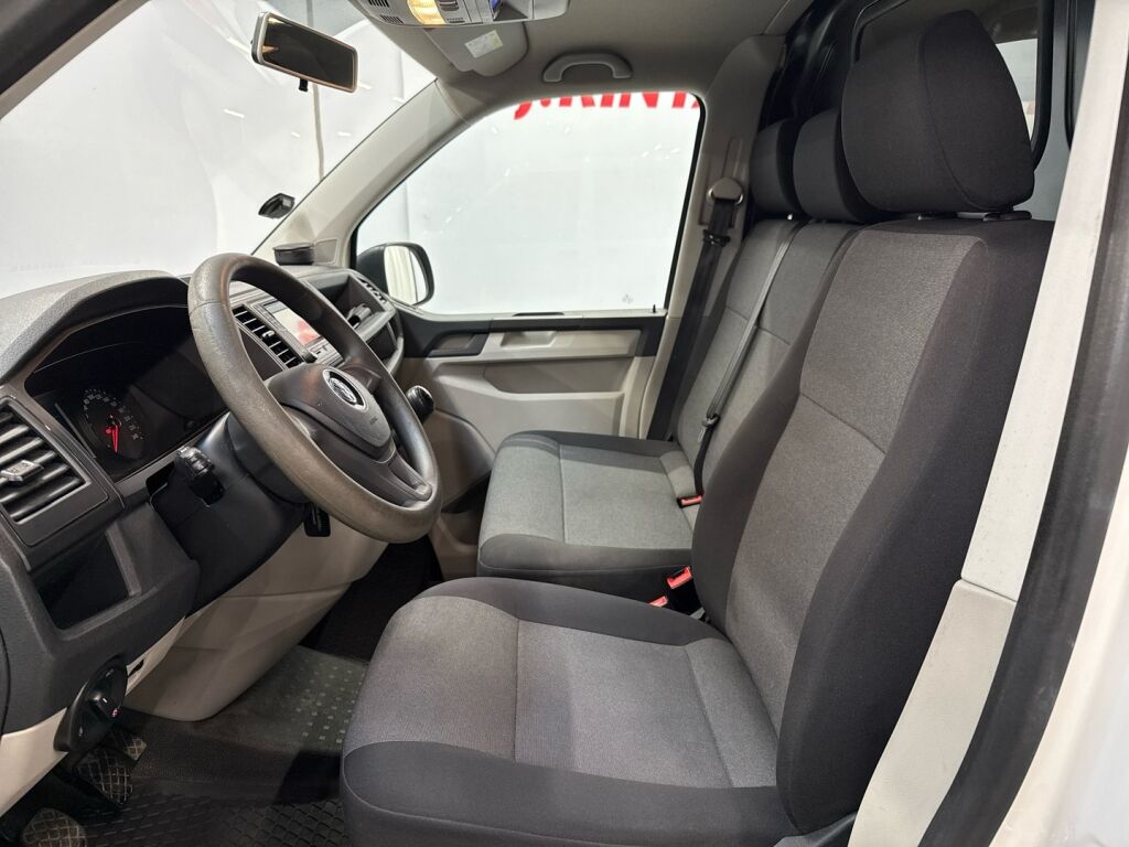 Volkswagen Transporter 2019 Valkoinen