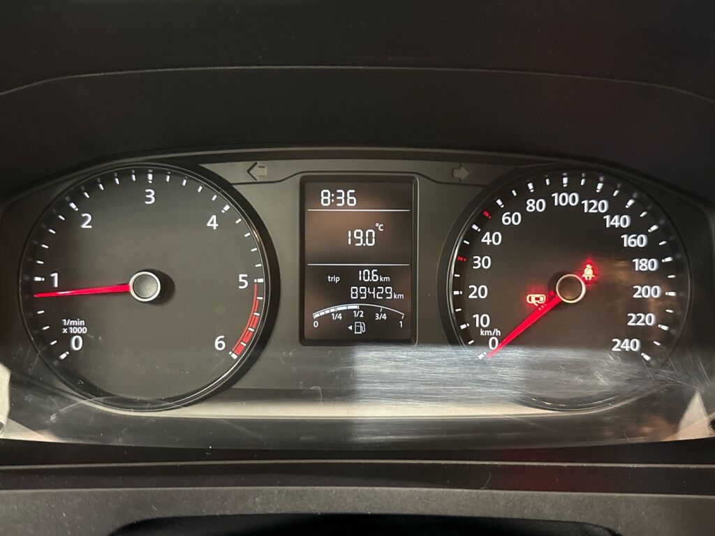 Volkswagen Transporter 2019 Valkoinen