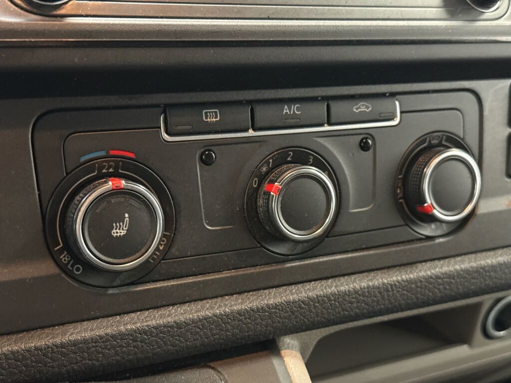 Volkswagen Transporter 2019 Valkoinen