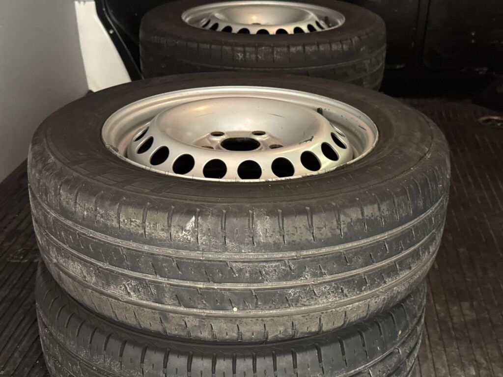 Volkswagen Transporter 2019 Valkoinen