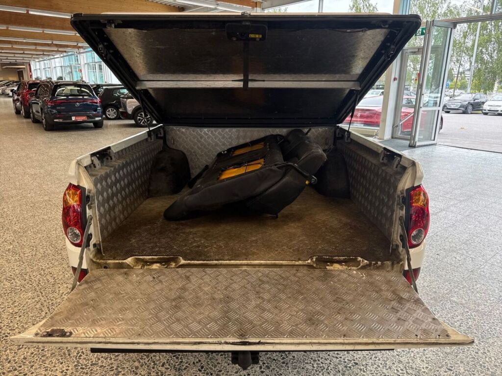 Mitsubishi L200 2011 Sininen
