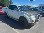 Mitsubishi L200 2011 Sininen