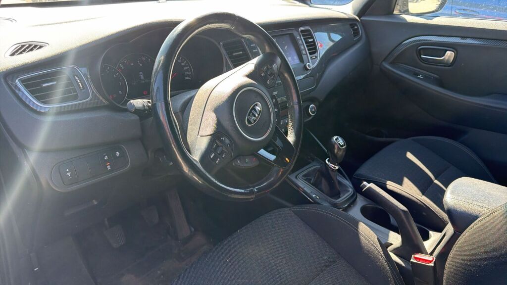 Kia Carens 2019 Sininen