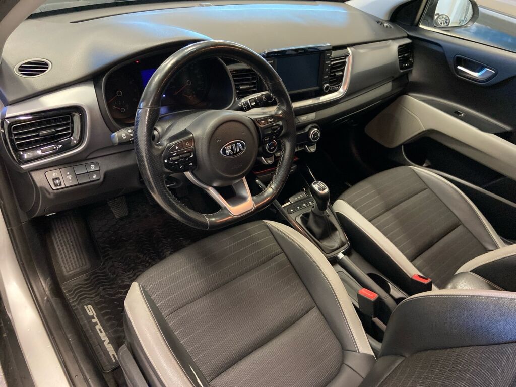 Kia Stonic 2019 Harmaa